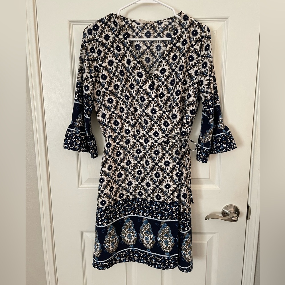 Cute 3/4 sleeve faux wrap dress - Altar’d State
